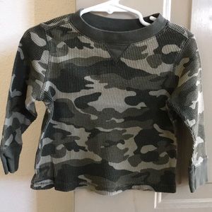 Boys Old Navy Long Sleeve Tee